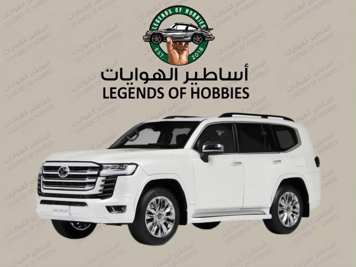 LCD Models Toyota Land Cruiser 300 (LC300) White 1:18